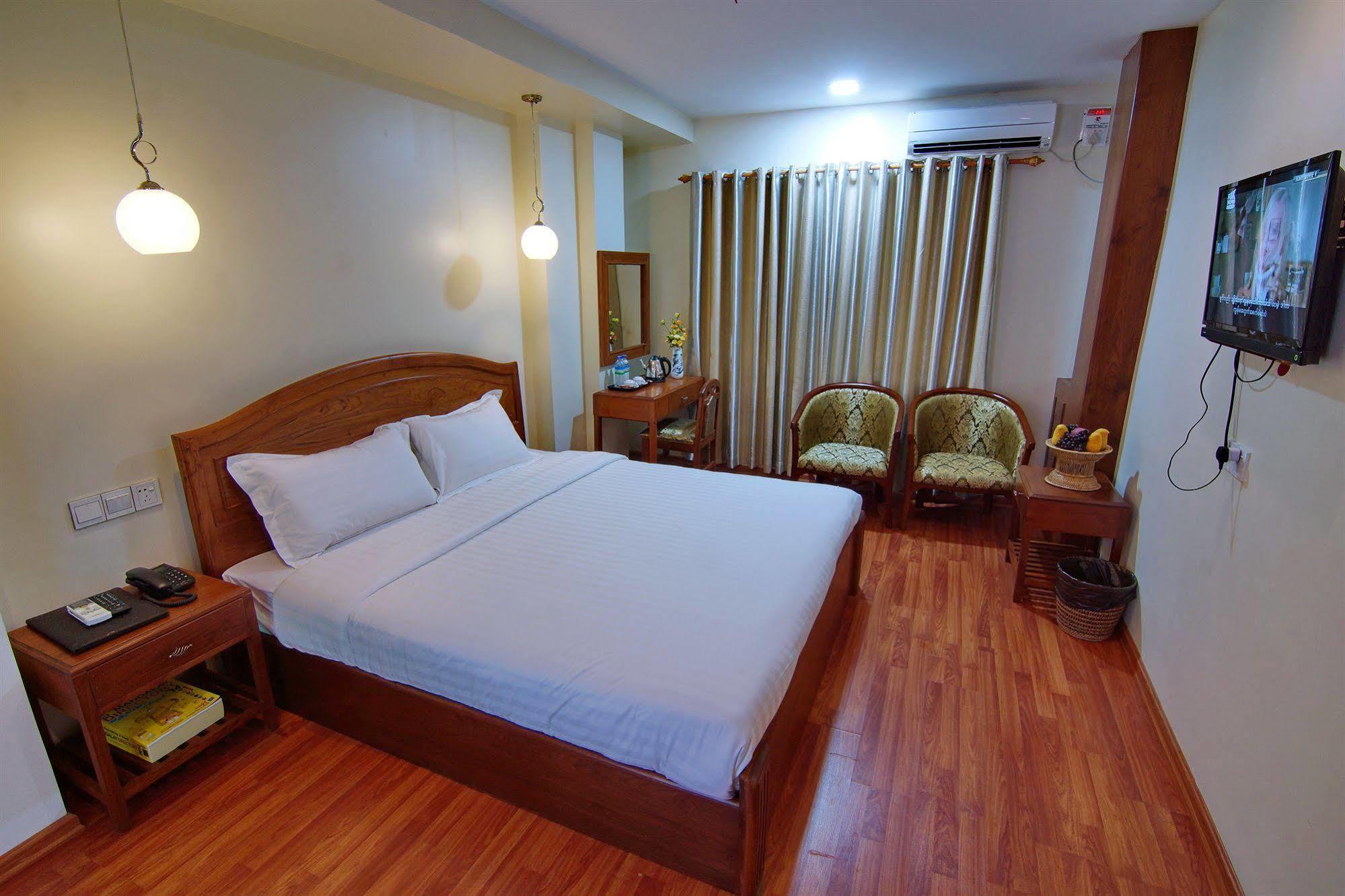 Royal Pearl Hotel Mandalay Bagian luar foto