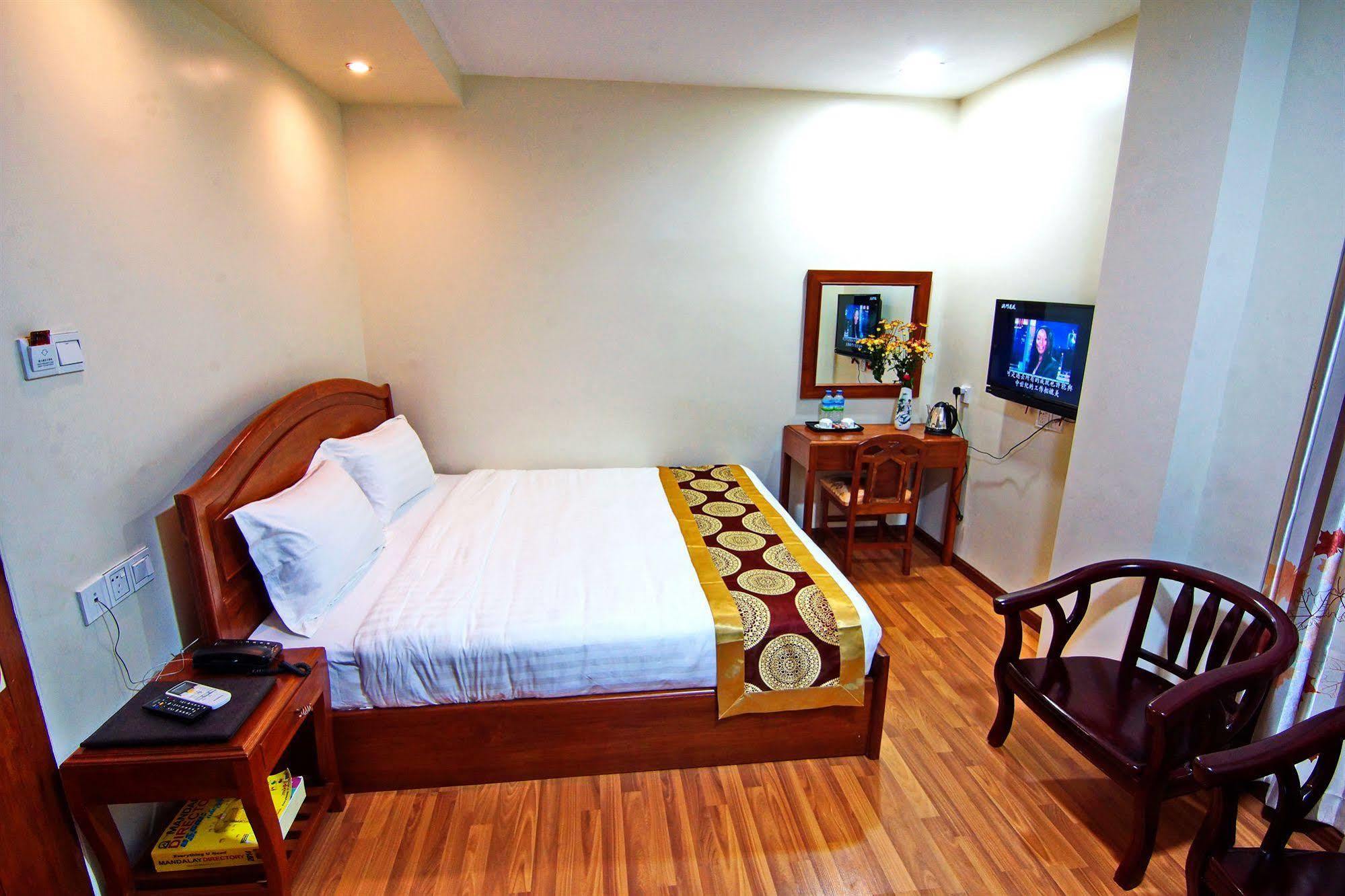 Royal Pearl Hotel Mandalay Bagian luar foto